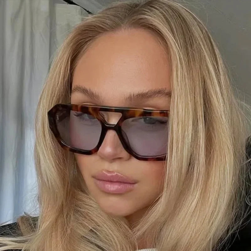 Luna Luxe - Oversized Square Tortoiseshell Glamour